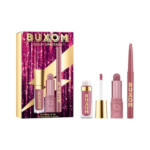 Buxom Holiday Dolly on Stage Lip Set